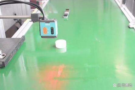 牢靠式工业自动扫码扫描器